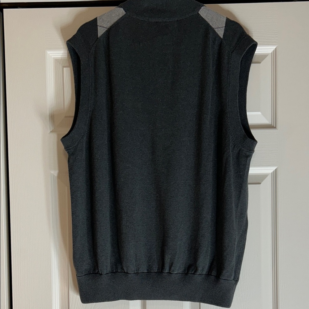 St. Andrew's Men's 1/4 Zip Argyle Sweater Vest - Gray and Black Size Large - Picture 5 of 9